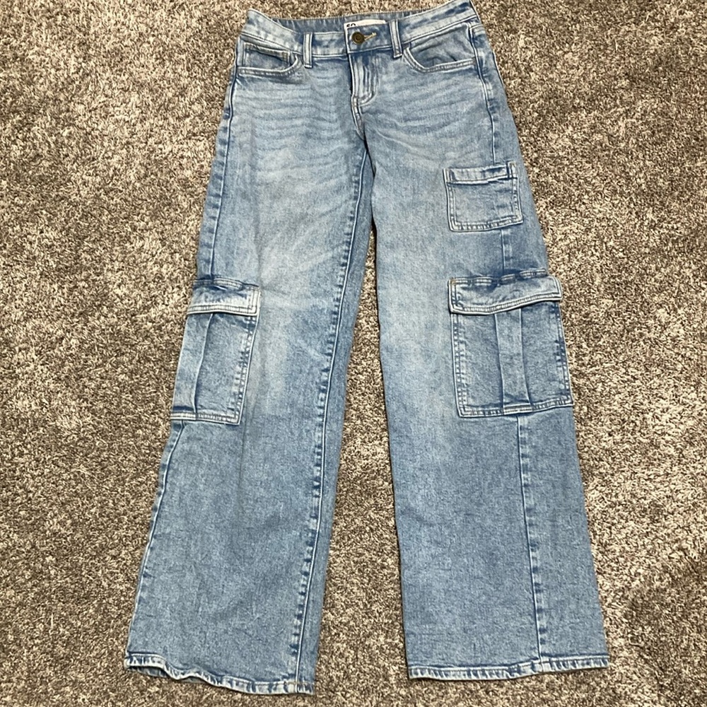 SO Low Rise Wide Leg Jeans
